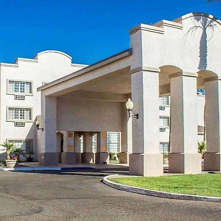 Baymont By Wyndham Safford Hotel Ngoại thất bức ảnh