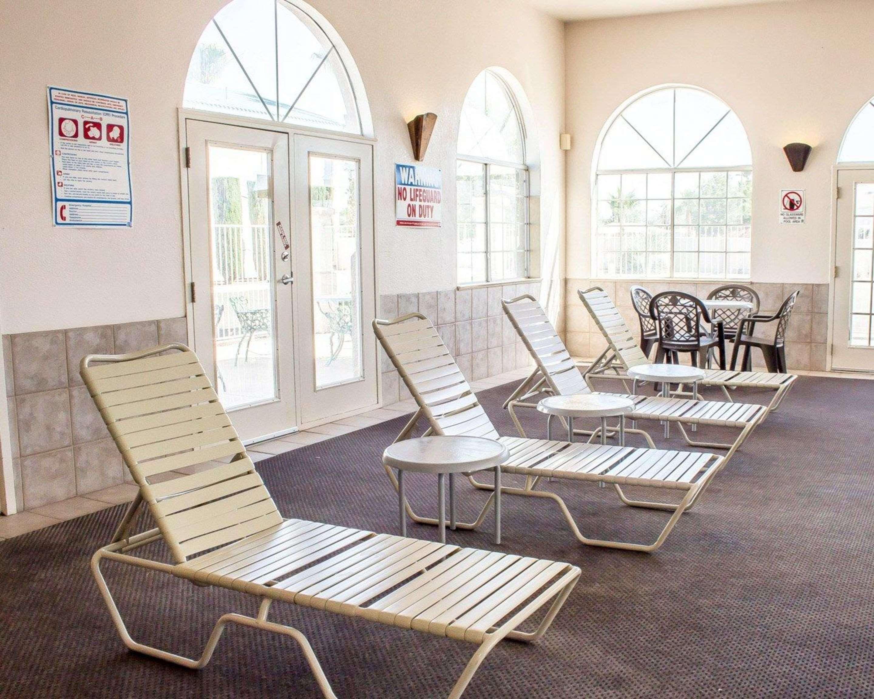 Baymont By Wyndham Safford Hotel Ngoại thất bức ảnh