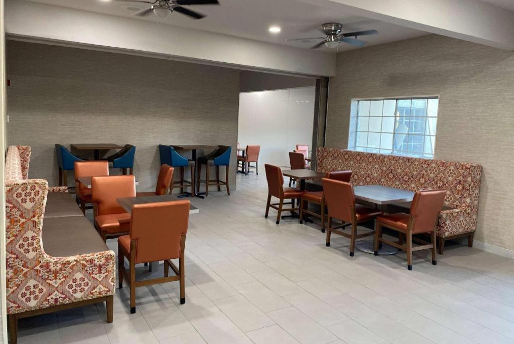 Baymont By Wyndham Safford Hotel Ngoại thất bức ảnh